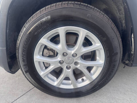 2018 Jeep Cherokee Latitude Plus