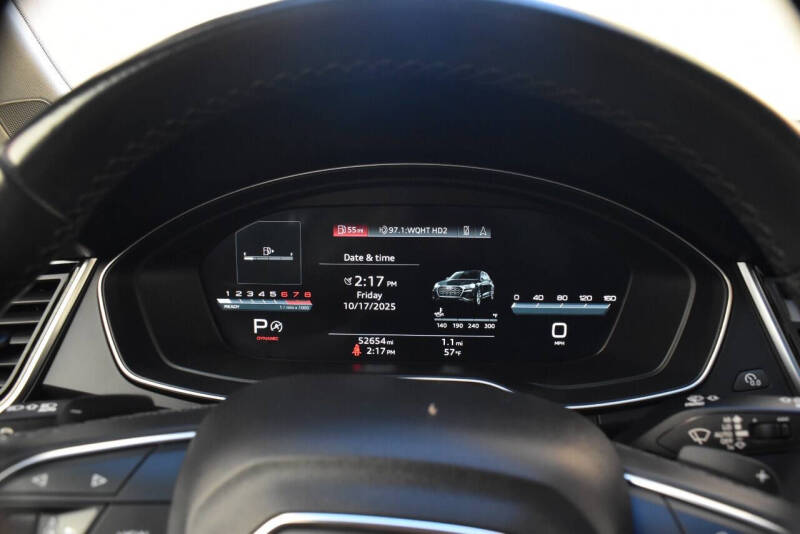 2023 Audi Q5 quattro Premium Plus 40 TFSI