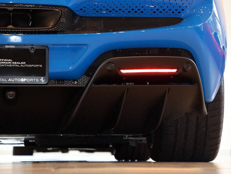 2024 Ferrari 296 GTS