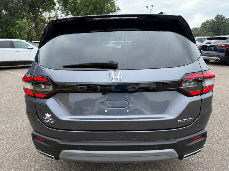 2024 Honda Pilot Touring