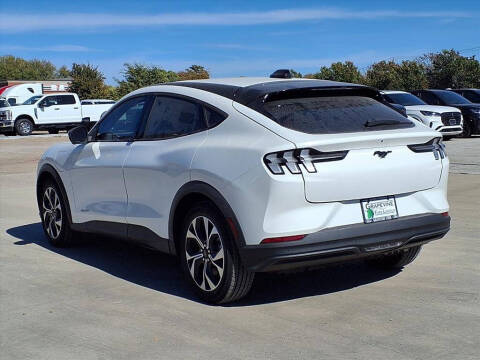 2025 Ford Mustang Mach-E Select