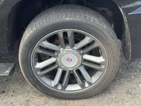 2013 Cadillac Escalade Premium