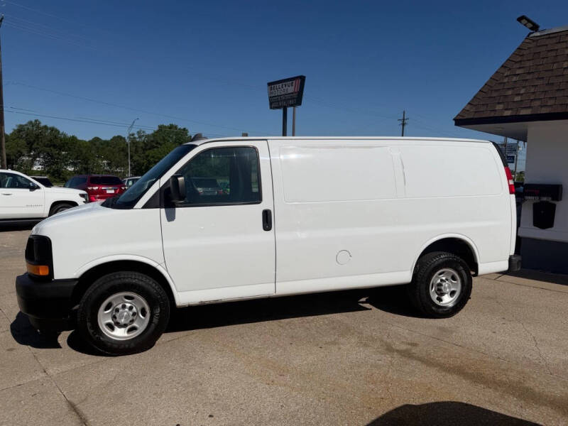 2017 Chevrolet Express 2500