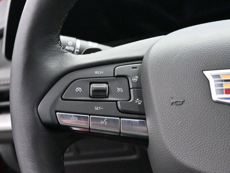 2025 Cadillac XT4 Premium Luxury