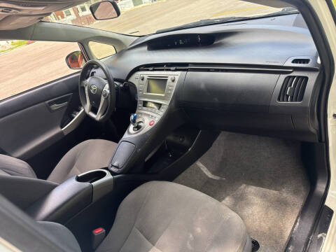 2015 Toyota Prius Two