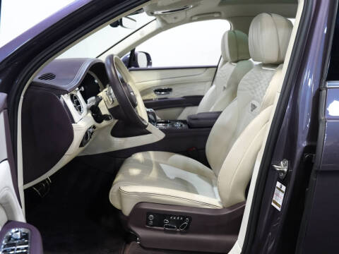 2023 Bentley Bentayga EWB