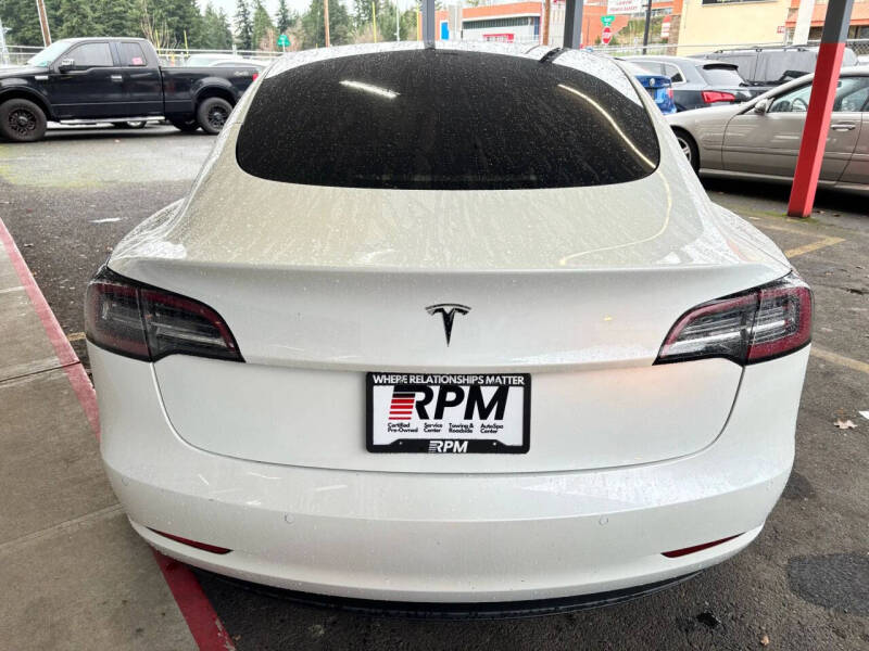 2021 Tesla Model 3 Standard Range Plus