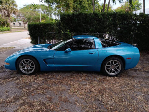 1998 Chevrolet Corvette for sale at Car Mart Leasing & Sales in Hollywood FL