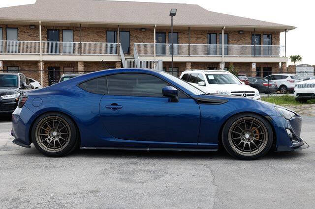 2013 Scion FR-S