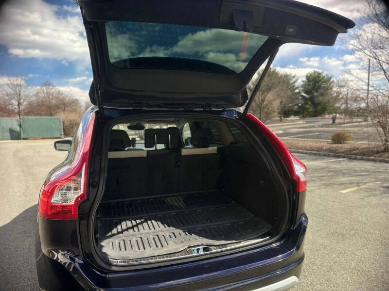 2017 Volvo XC60 T6 Dynamic