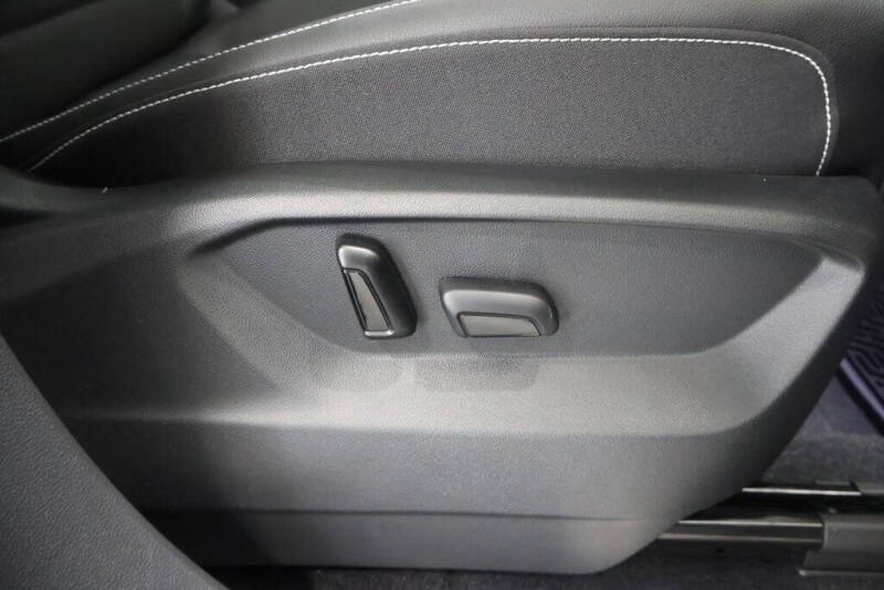 2026 Volkswagen Atlas Cross Sport SEL R-Line Black 4Motion