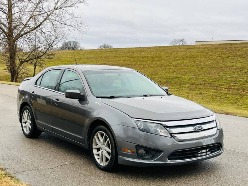 2012 Ford Fusion SE's photo