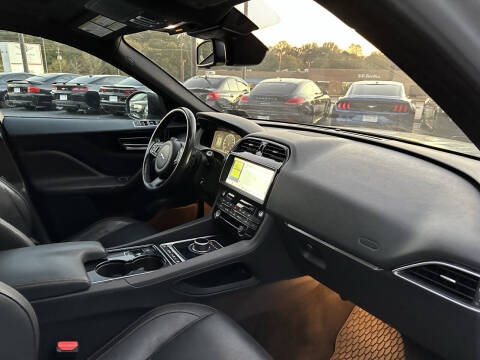 2017 Jaguar F-PACE 35t Prestige