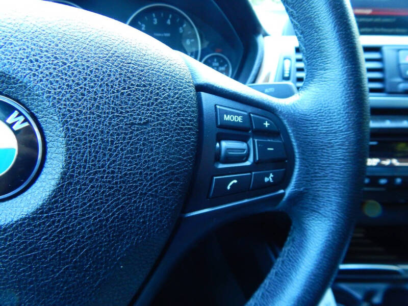 2018 BMW 3 Series 320i