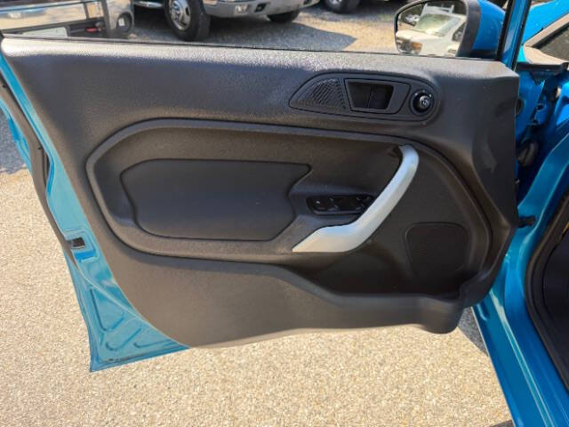 2013 Ford Fiesta SE