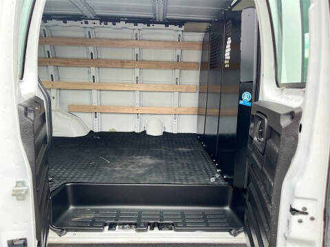 2024 GMC Savana 2500