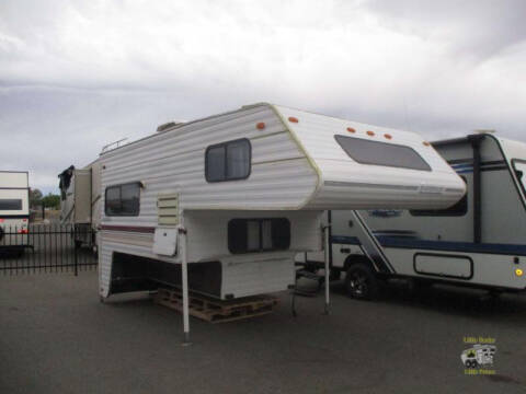 1995 Lance SQUIRE 880
