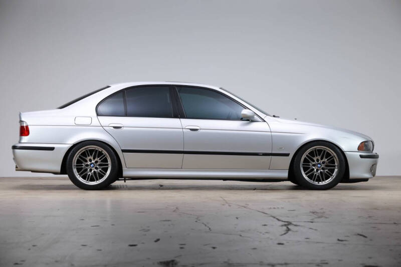 2003 BMW M5