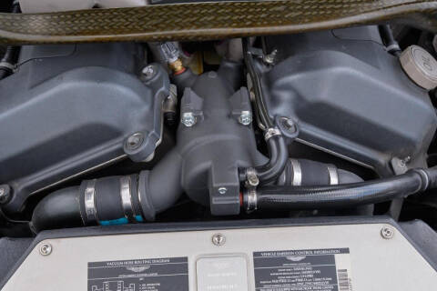 2003 Aston Martin V12 Vanquish