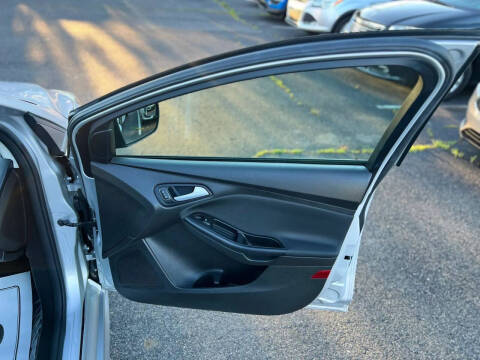 2016 Ford Focus SE