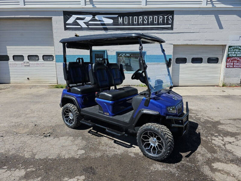 2024 Evolution Maverick 4