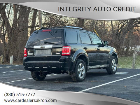 2009 Ford Escape for sale at Integrity Auto Credit in Akron OH