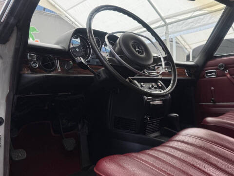 1971 Mercedes-Benz C-Class