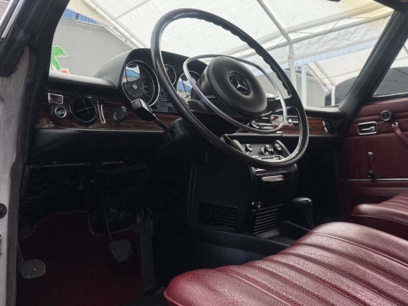 1971 Mercedes-Benz C-Class