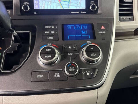 2019 Toyota Sienna XLE Premium 7-Passenger