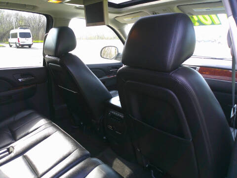 2013 Chevrolet Suburban LT