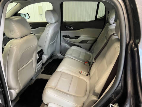 2017 GMC Acadia SLT-1