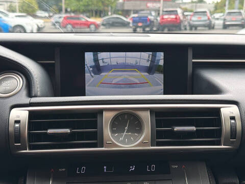 2016 Lexus IS 200t