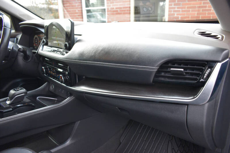 2021 Nissan Rogue Platinum