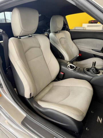 2009 Nissan 370Z Touring