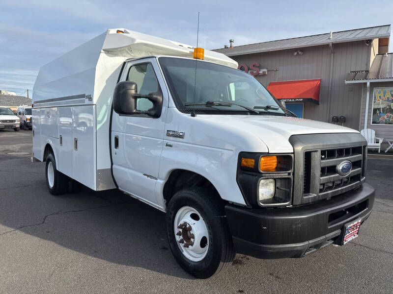 2010 Ford E-350
