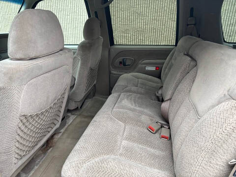 1999 Chevrolet Tahoe LS