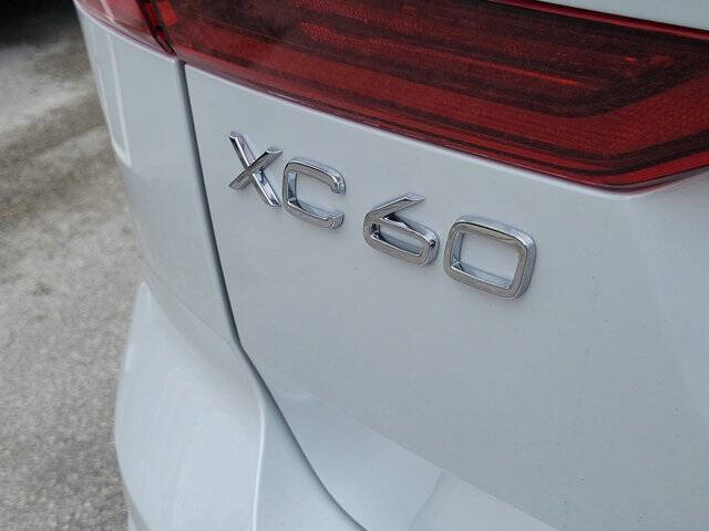 2026 Volvo XC60 B5 Core