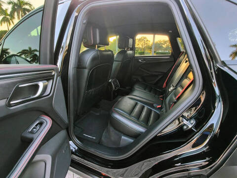 2018 Porsche Macan GTS