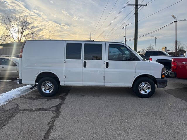 2004 Chevrolet Express 2500