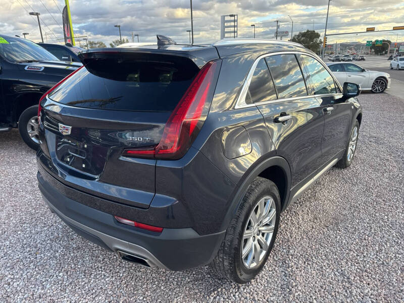 2023 Cadillac XT4 Premium Luxury