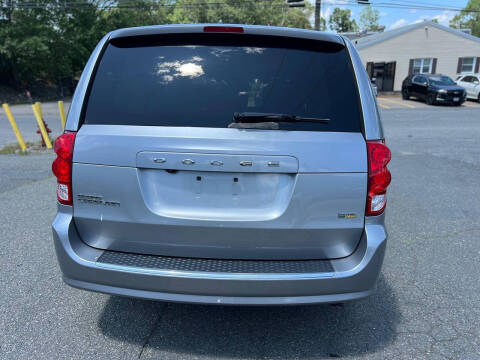 2016 Dodge Grand Caravan SE