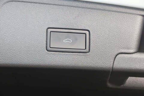 2024 Volkswagen Atlas Cross Sport SEL Premium R-Line 4Motion