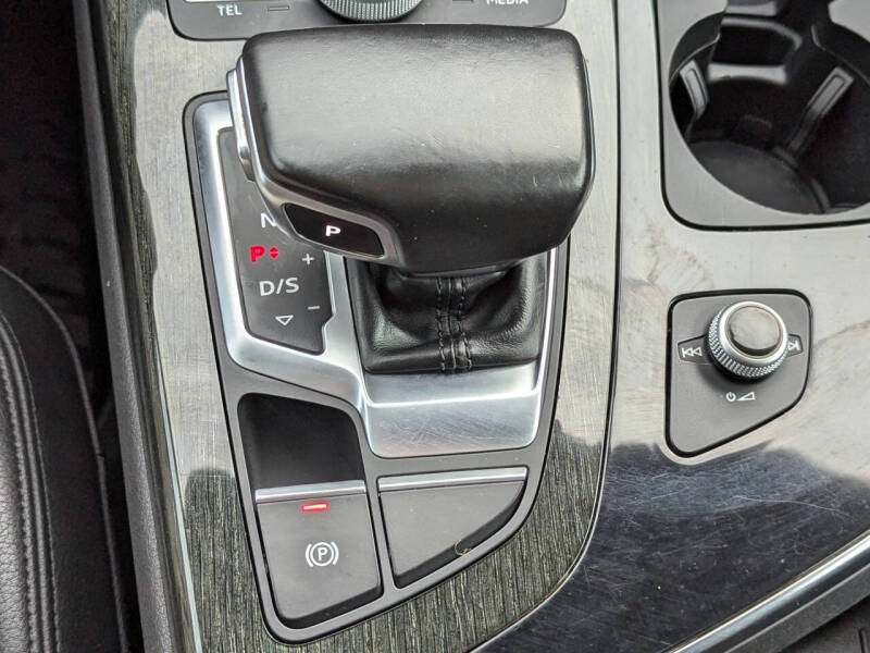 2017 Audi Q7 3.0T quattro Premium Plus