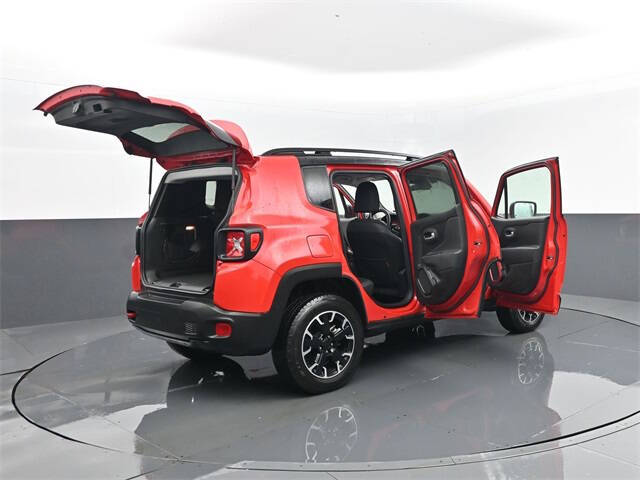 2023 Jeep Renegade Trailhawk