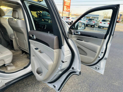 2012 Jeep Grand Cherokee Laredo