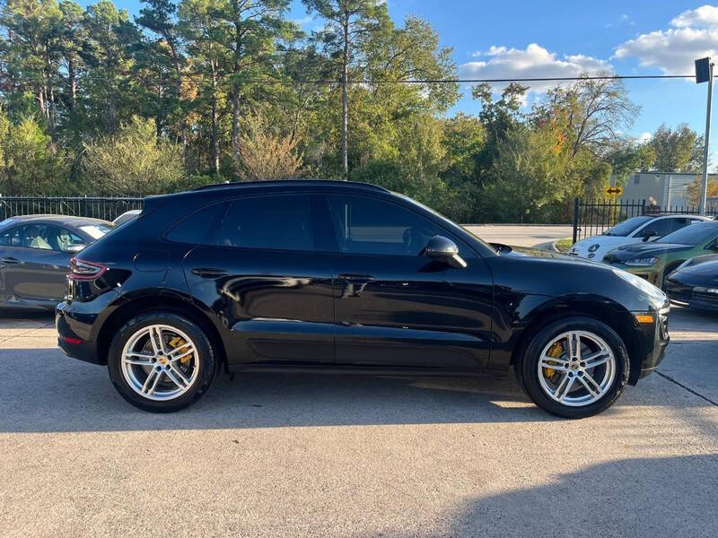 2017 Porsche Macan
