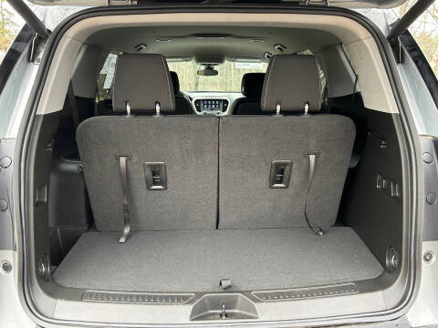 2023 GMC Acadia SLE