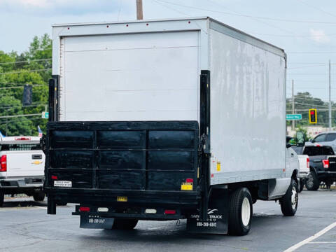 2017 Ford E-Series E-350 SD