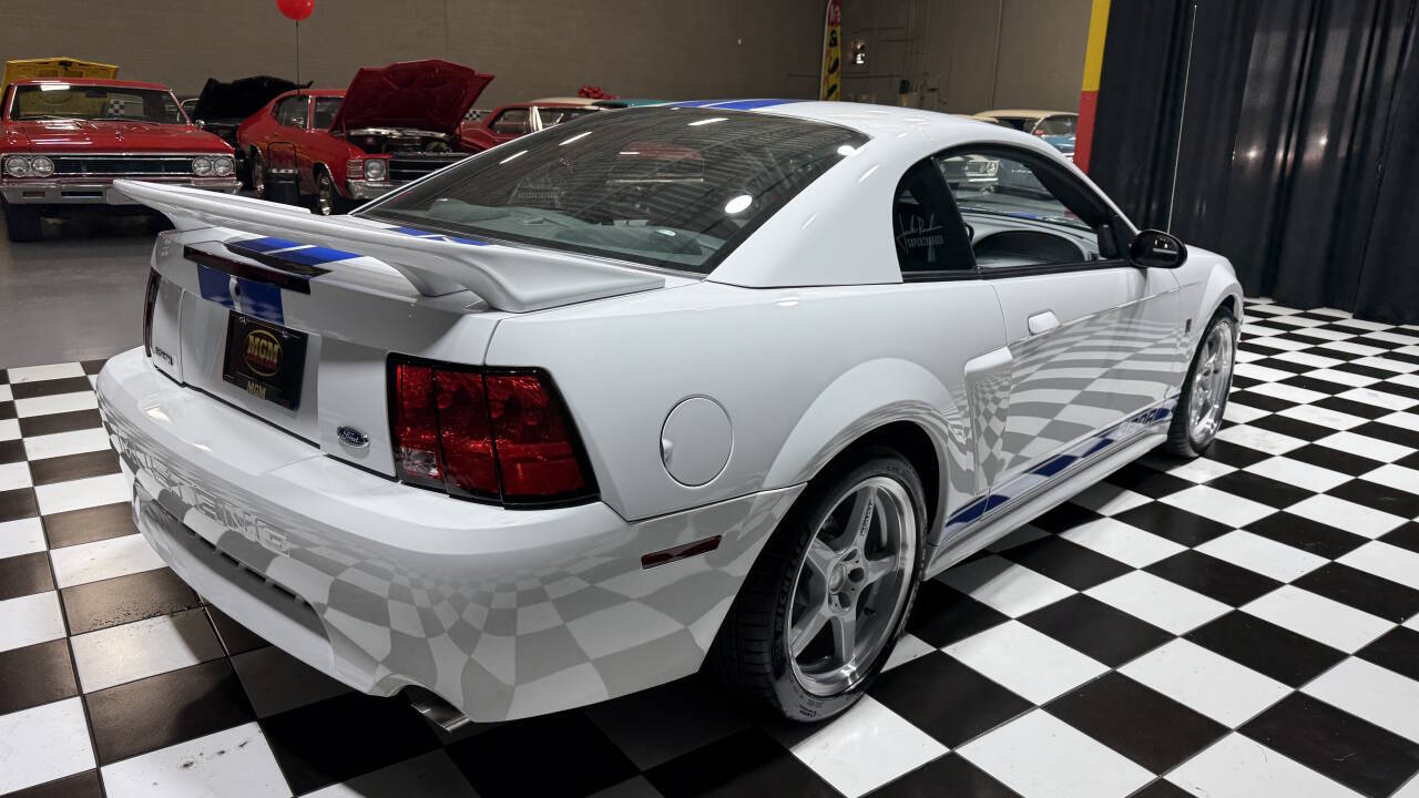 2003 Ford Mustang 5