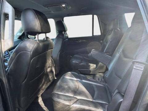 2015 Cadillac Escalade Luxury